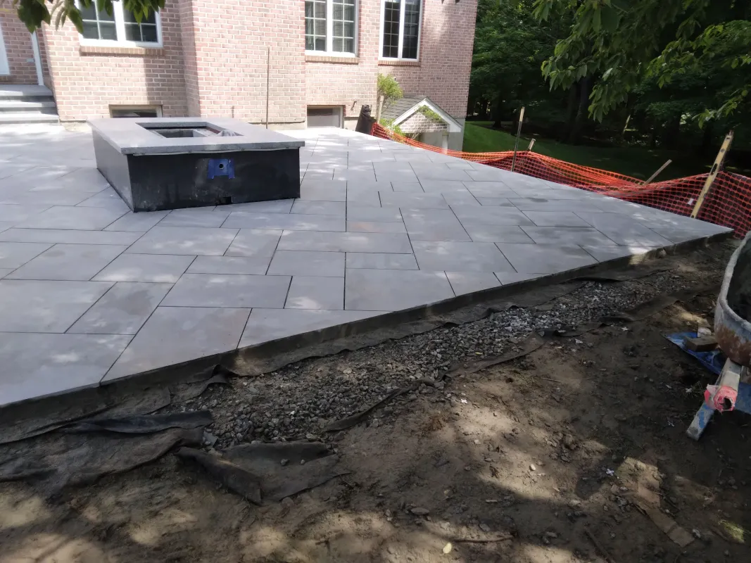 stone-patio-fire-pit-construction.webp